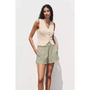 Zara V-Neck Knit Vest Cardigan Top Ecru Cream Large Preppy Cottagecore
